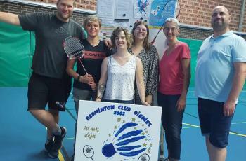 Badminton